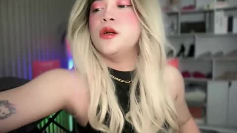 Snapshot of harley_queen69x chatting on 09-15-25, 08:58 BABY KIMMY online show from 09-15-25, 08:58