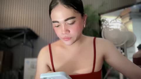 Snapshot of harley_queen69x chatting on 12-04-25, 05:39 BABY KIMMY online show from 12-04-25, 05:39