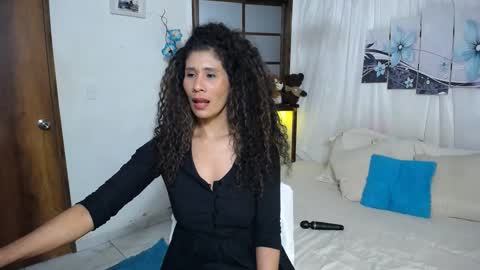 harley_quinns1 online show from 01-21-25, 10:30