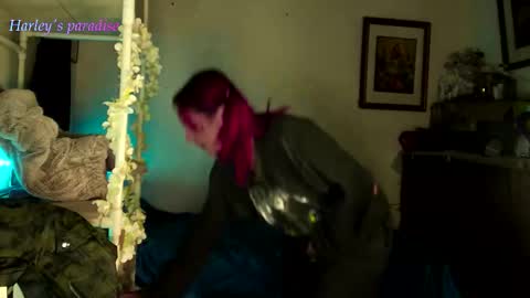 Snapshot of harleyparadise chatting on 11-22-25, 06:34 900 am to 300 pm - GTM 5 Weekdays online show from 11-22-25, 06:34