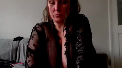 Harleyslut online show from 04-20-26, 06:53