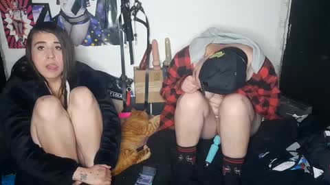    online show from 12-12-24, 12:48