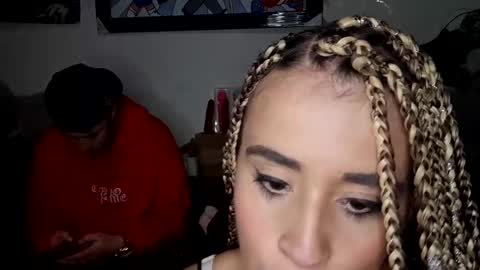    online show from 01-03-25, 12:43