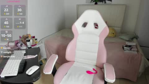 vanessa online show from 12-31-24, 02:36