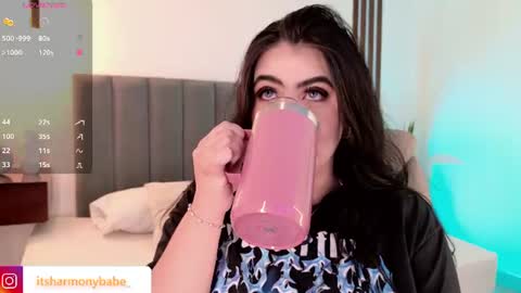 Snapshot of harmonybabe_ chatting on 07-14-26, 08:36 Harmony online show from 07-14-26, 08:36