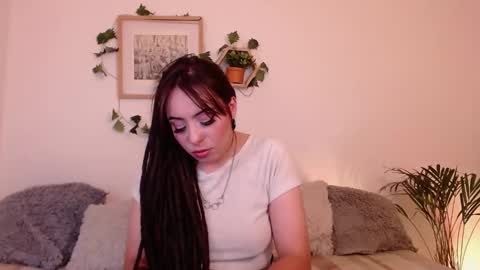 Snapshot of harmonyy01 chatting on 02-09-25, 03:32 Harmony Please help me to reach 100 thumbs up online show from 02-09-25, 03:32