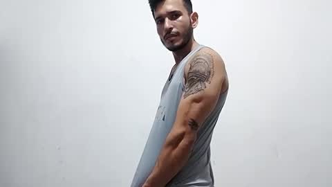 Snapshot of haroldsepulveda chatting on 12-17-24, 02:44 BOY HOT online show from 12-17-24, 02:44