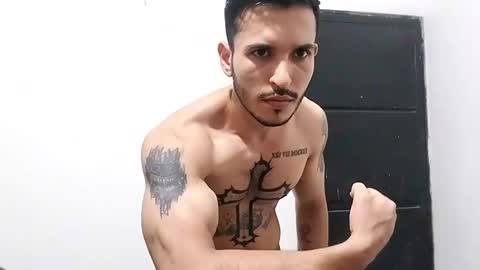 Snapshot of haroldsepulveda chatting on 12-21-24, 09:33 BOY HOT online show from 12-21-24, 09:33