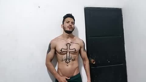 Snapshot of haroldsepulveda chatting on 12-27-24, 07:18 BOY HOT online show from 12-27-24, 07:18