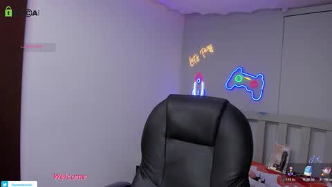 Snapshot of haroldxl chatting on 02-01-26, 01:42 IM HAROLD online show from 02-01-26, 01:42