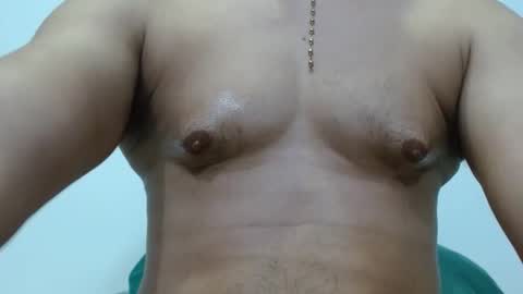 Snapshot of harry_goldenmillerx10fun chatting on 07-31-26, 11:04 Harry online show from 07-31-26, 11:04