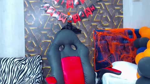 Snapshot of harry_jhonsonn chatting on 10-25-25, 09:53 Harry online show from 10-25-25, 09:53