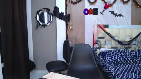 Snapshot of harry_jhonsonn chatting on 10-31-25, 06:53 Harry online show from 10-31-25, 06:53