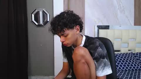 Snapshot of harry_jhonsonn chatting on 11-04-25, 09:25 Harry online show from 11-04-25, 09:25