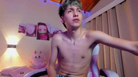 Snapshot of harry_jonshon69 chatting on 05-01-26, 03:55 harry online show from 05-01-26, 03:55