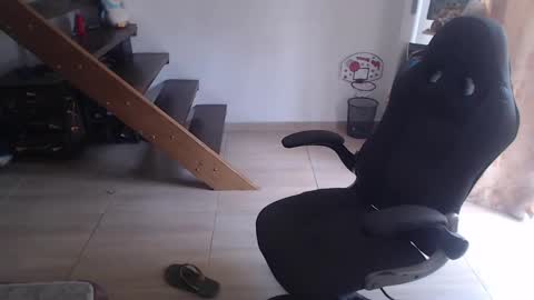 Snapshot of harry_reems_ chatting on 01-14-25, 05:45 OMAR online show from 01-14-25, 05:45