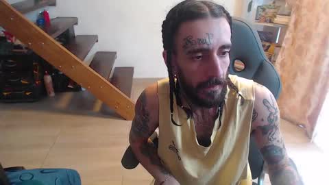 Snapshot of harry_reems_ chatting on 01-19-25, 08:30 OMAR online show from 01-19-25, 08:30