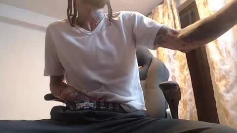 Snapshot of harry_reems_ chatting on 01-21-25, 12:57 OMAR online show from 01-21-25, 12:57