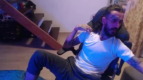 Snapshot of harry_reems_ chatting on 01-21-25, 08:30 OMAR online show from 01-21-25, 08:30