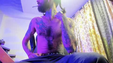 Snapshot of harry_reems_ chatting on 01-27-25, 09:02 OMAR online show from 01-27-25, 09:02