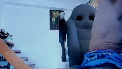 Snapshot of harry_reems_ chatting on 01-29-25, 04:19 OMAR online show from 01-29-25, 04:19