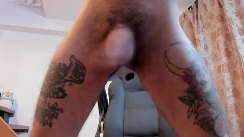 Snapshot of harry_reems_ chatting on 02-03-25, 05:24 OMAR online show from 02-03-25, 05:24