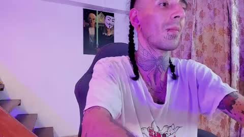 Snapshot of harry_reems_ chatting on 02-13-25, 03:18 OMAR online show from 02-13-25, 03:18