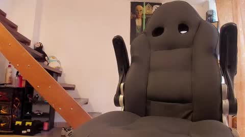 Snapshot of harry_reems_ chatting on 02-28-25, 02:42 OMAR online show from 02-28-25, 02:42