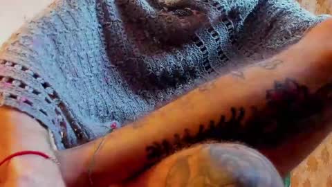 Snapshot of harry_reems_ chatting on 03-09-25, 08:42 OMAR online show from 03-09-25, 08:42