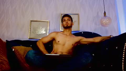 Snapshot of harryfosster chatting on 06-15-26, 06:21 Harry online show from 06-15-26, 06:21