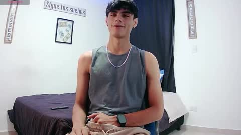 harry thomson online show from 10-30-25, 02:24