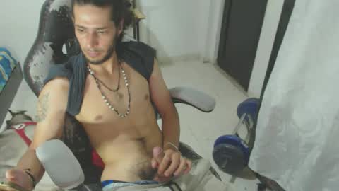Snapshot of hasani_savala chatting on 10-10-25, 05:06 Hasani online show from 10-10-25, 05:06