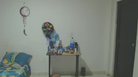 Snapshot of hasani_savala chatting on 10-11-25, 11:25 Hasani online show from 10-11-25, 11:25