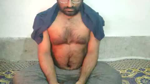 Snapshot of hasib212 chatting on 01-12-26, 01:33 Mr. Devil online show from 01-12-26, 01:33