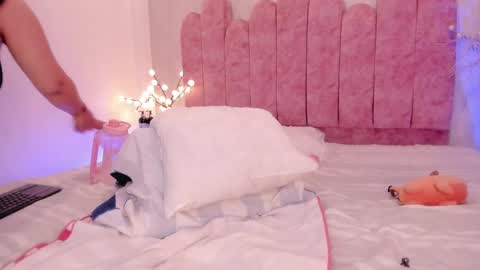 hasret_sesim online show from 03-01-25, 07:51