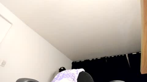 Nicole Dior online show from 07-01-26, 05:09