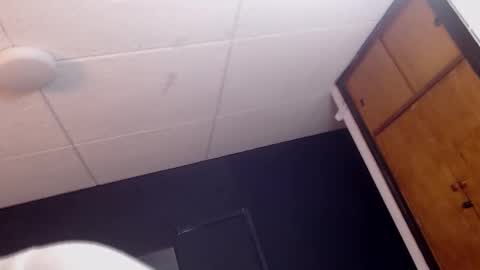 hat_guy01 online show from 02-07-26, 09:29