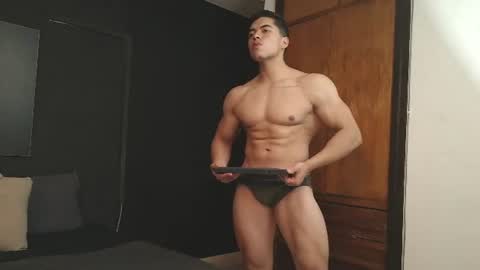 hat_guy01 online show from 06-19-26, 09:51