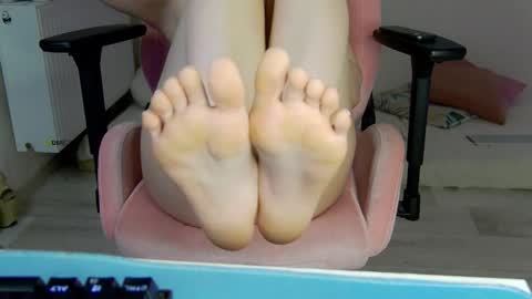 Anna online show from 02-13-26, 08:05