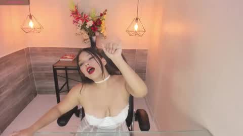 hatsajones online show from 11-23-25, 04:01