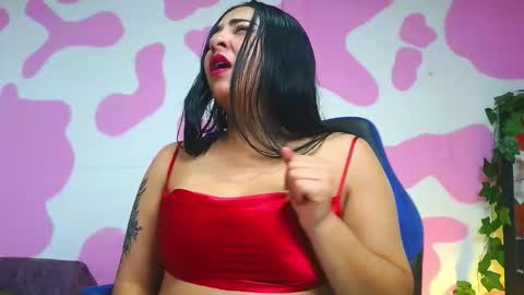 Snapshot of hatsumemiku2063 chatting on 01-09-26, 03:20 hatsu online show from 01-09-26, 03:20