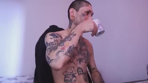 More content   2   online show from 11-16-25, 04:45