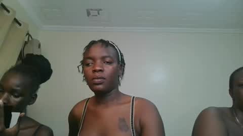 Snapshot of havanna_p chatting on 05-29-26, 08:45 Havanna online show from 05-29-26, 08:45
