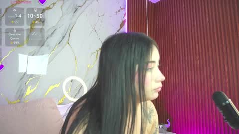 Snapshot of hay1_ chatting on 12-24-24, 09:39 haylie See you tonight at 8pm Colombia time online show from 12-24-24, 09:39