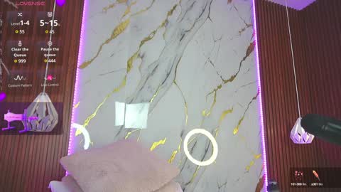 Snapshot of hay1_ chatting on 01-13-25, 05:23 haylie See you tonight at 8pm Colombia time online show from 01-13-25, 05:23