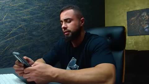 HayesWood online show from 11-10-25, 05:39