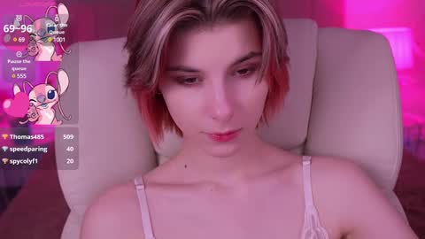 Snapshot of haylaamber chatting on 02-16-25, 01:16 haylaamber online show from 02-16-25, 01:16