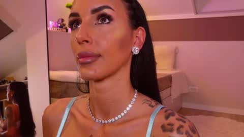 Hayley online show from 02-03-26, 10:15