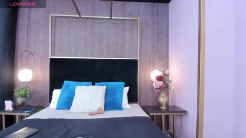 Hayli  online show from 03-28-26, 07:35