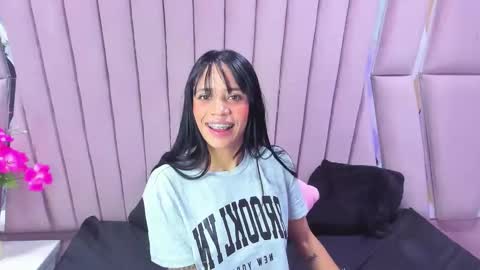 hazel_18_ online show from 11-21-25, 03:00